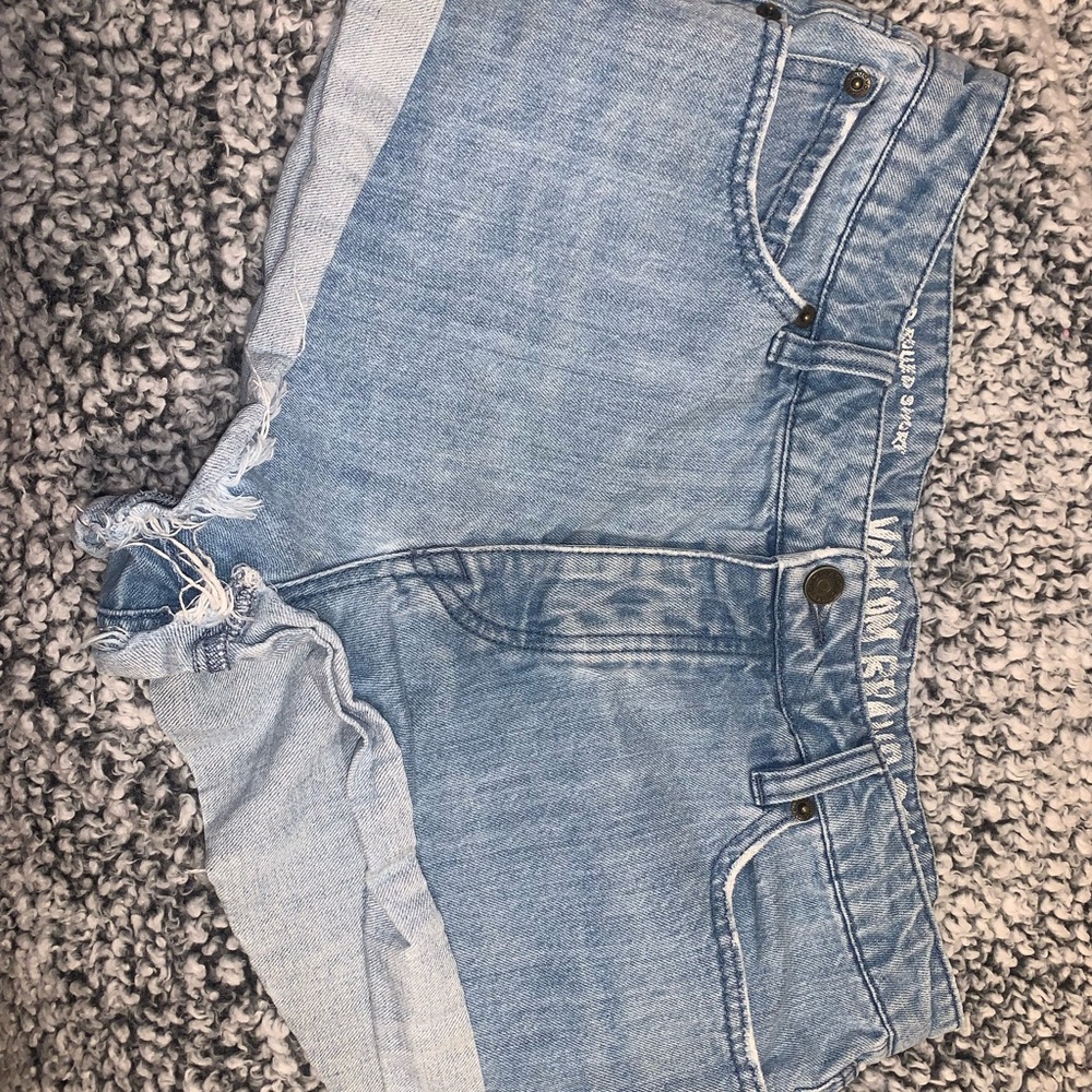 Volcom shorts